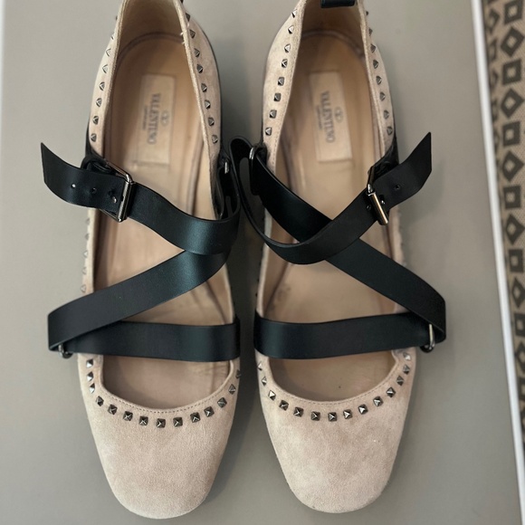 Valentino Garavani Suede Leather Studded Mary Janes - Picture 6 of 6